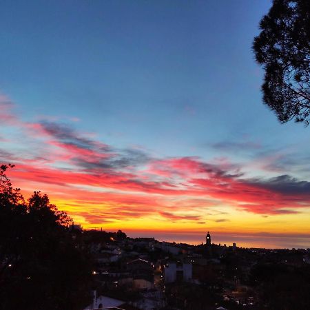 Cozy Place, Big Roof Terrace & Spectacular Views. 卡布里尔斯 外观 照片