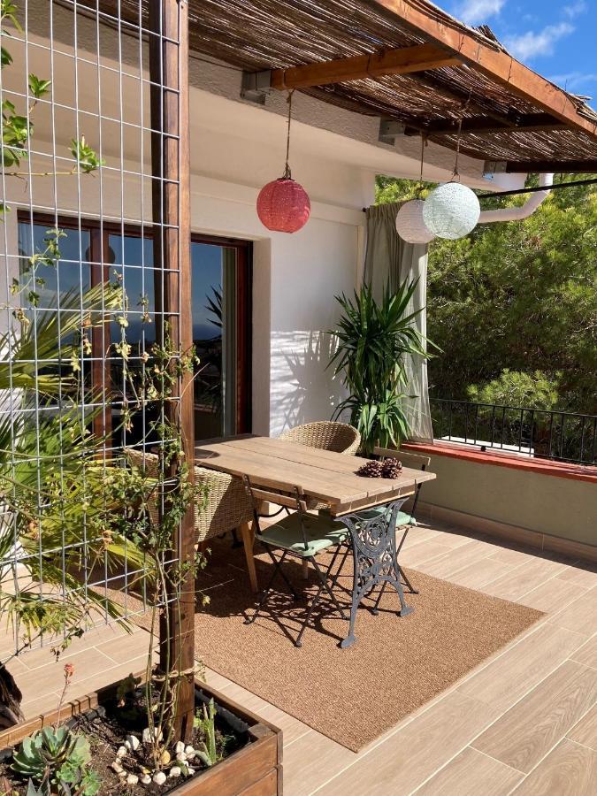 Cozy Place, Big Roof Terrace & Spectacular Views. 卡布里尔斯 外观 照片